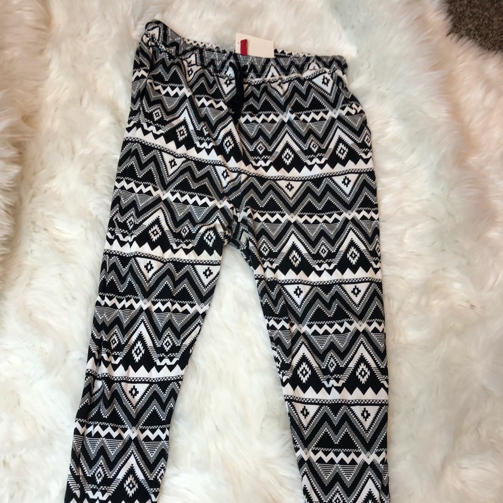 NEW!! Tribe print pants